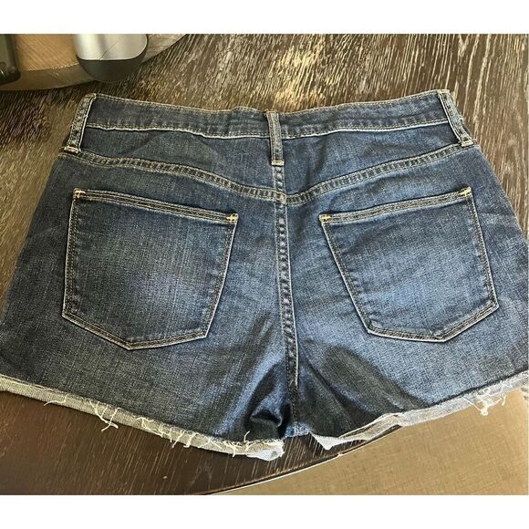 Universal Thread Raw Hem Button Fly Denim Shorts sz 8/29 - Picture 3 of 5
